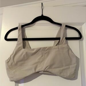 Pavoi Scalloped Sports Bra